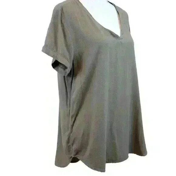 Cloth & Stone (Anthropologie) Gray V-Neck Slub Tee – Size Large - Picture 6 of 6